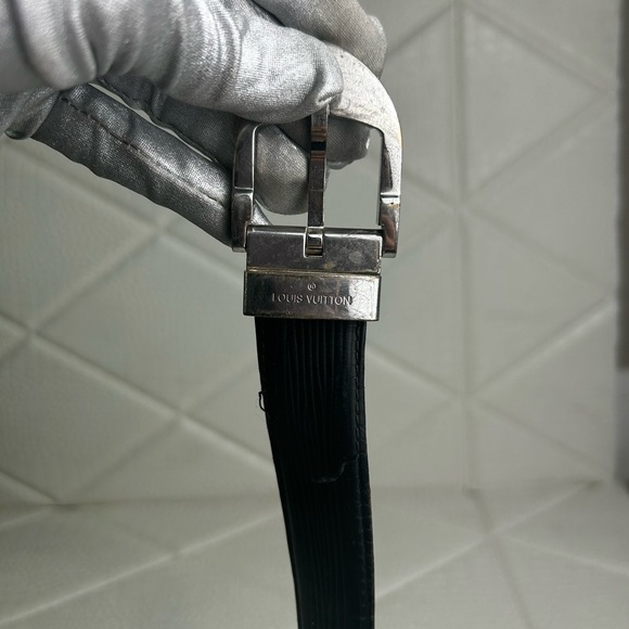 Louis Vuitton Black Leather Belt - Picture 7 of 9